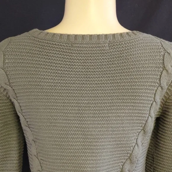 Calvin Klein Jeans Women's Sweater Small - Picture 7 of 9